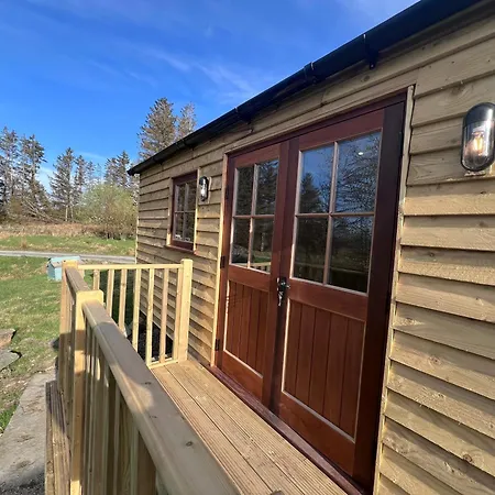 Mountain View Shepherds Hut Camping